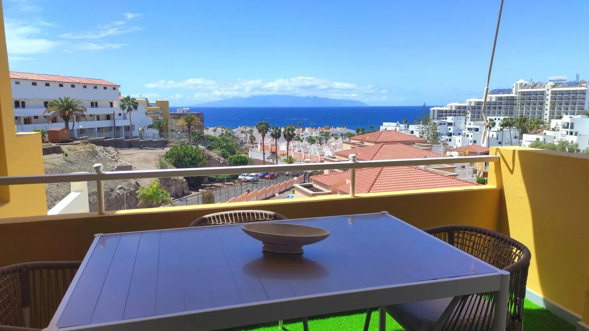 Contatos de Costa Adeje - Orlando Apartments